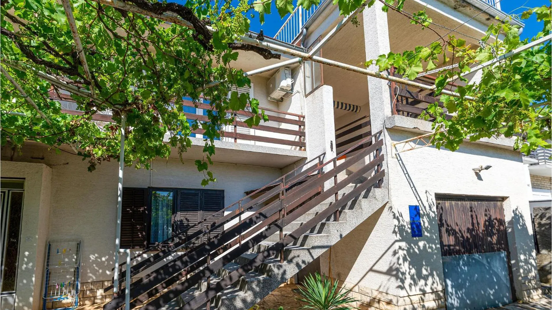 Stunning Apartment In Seline With Wifi